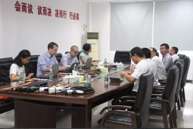 Daimler Greater China visita OMG Daimler Greater China visita OMG